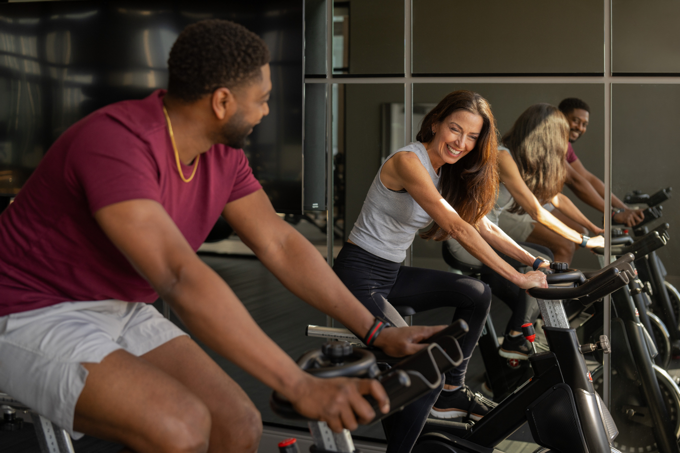 VIV_LuxuryApartmentCommunity_FitnessCenter_ST.PeteFL
